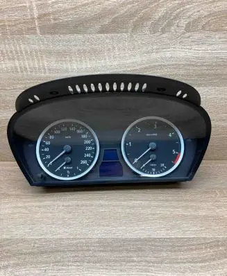BMW 5 E60 E61 Speedometer (instrument cluster) 6983153 110080213 Good