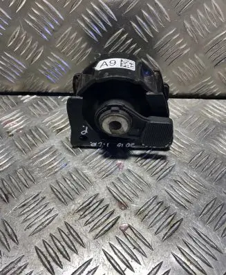Toyota Auris E180 Gearbox mount