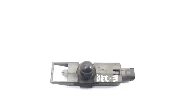 Sensor