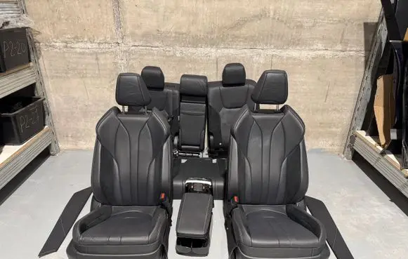 Lexus RX V Seat set 