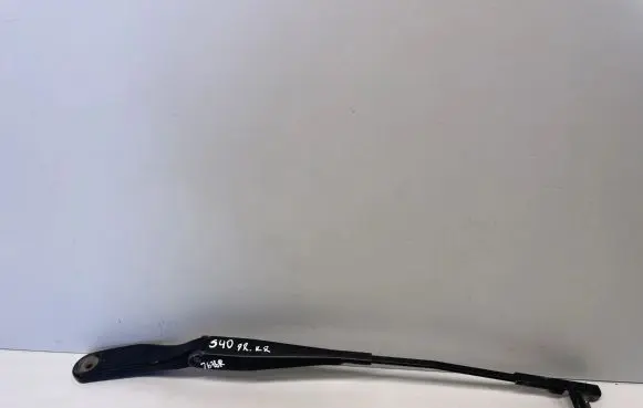Volvo S40 Front wiper blade arm 8620200