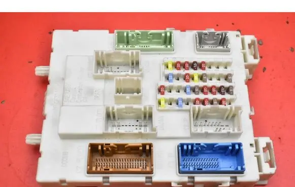 Fuse box set