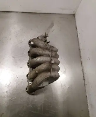 Volvo V70 Intake manifold 9486208
