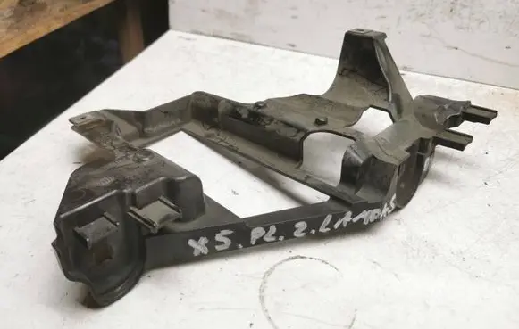 BMW X5 E53 Headlight/headlamp mounting bracket 224568