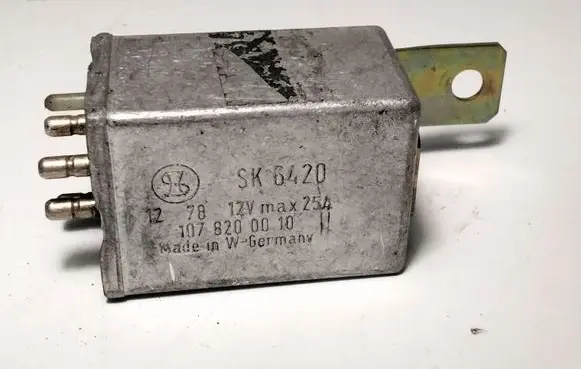 Mercedes-Benz W123 Other relay 1078200010 SK6420