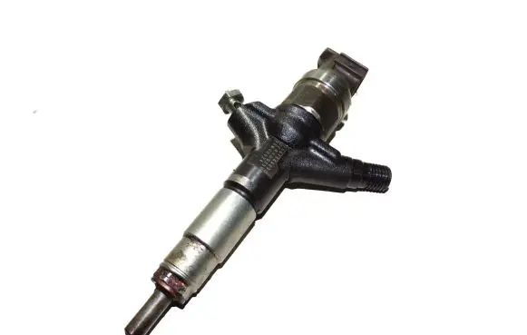 Subaru Legacy Fuel injector 16613AA030