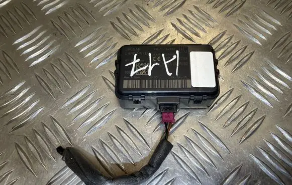 Jaguar XE Keyless (KESSY) go control unit/module AH4215K602A