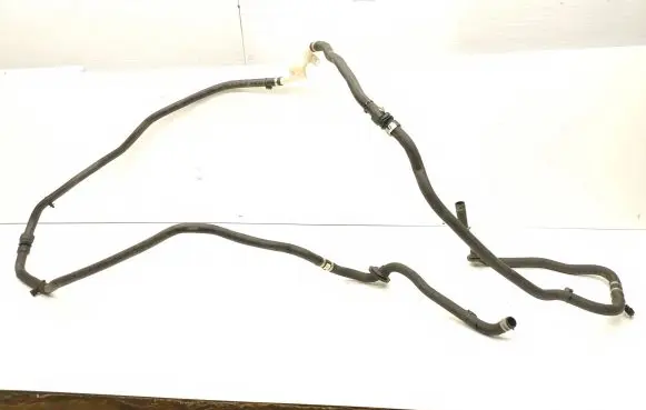 Tesla Model X Engine coolant pipe/hose 104814900D