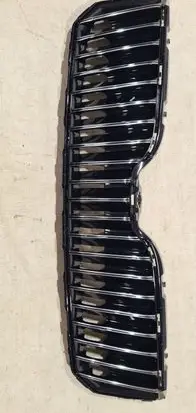 Skoda Superb B6 (3T) Front bumper upper radiator grill 3T0853668C