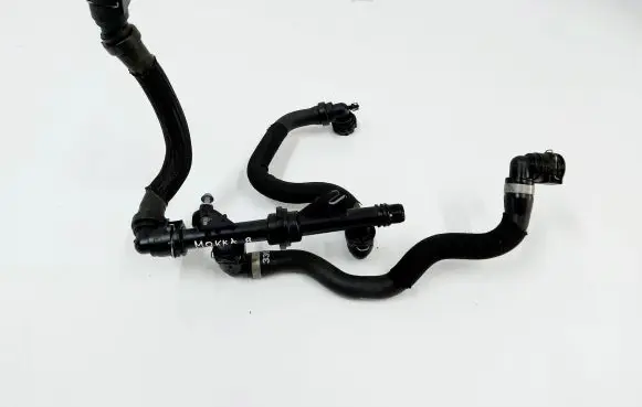 Opel Mokka B Engine coolant pipe/hose 9834745480
