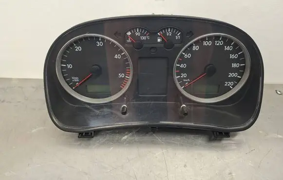 Volkswagen Golf IV Speedometer (instrument cluster) 1J0920802E