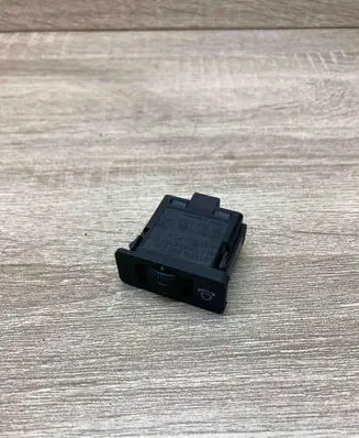 BMW 5 E39 Headlight level height control switch 8360460
