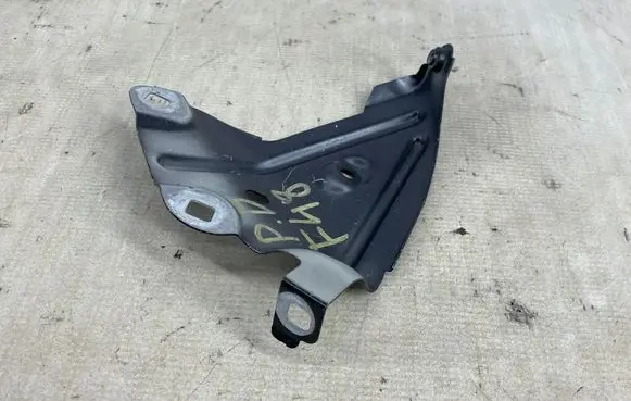 BMW X1 F48 F49 Fender mounting bracket 7351516