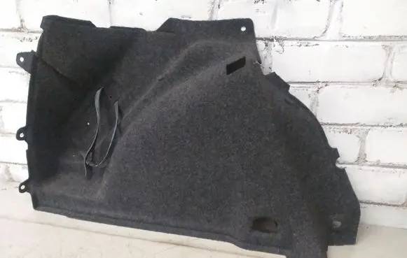 Volkswagen Golf V Trunk/boot side trim panel 1K6867427S