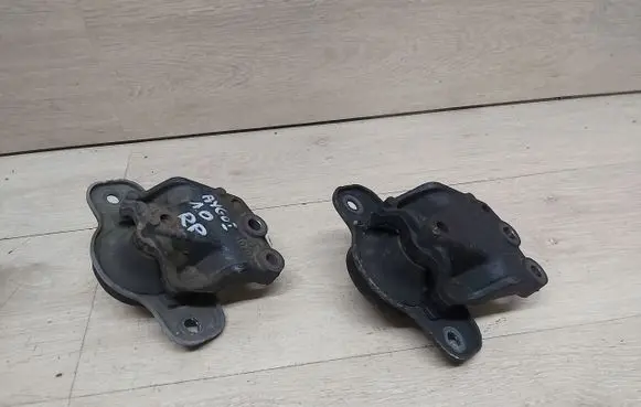 Toyota Aygo AB10 Engine mount vacuum valve 
