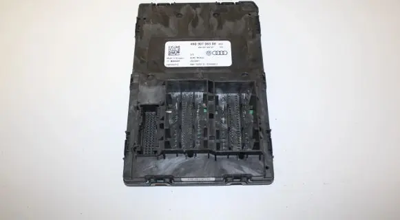 Audi Q7 4M Comfort/convenience module 4N0907063DE 4N0907063AE