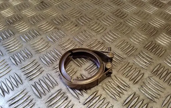 Volkswagen Caddy Muffler pipe connector clamp 