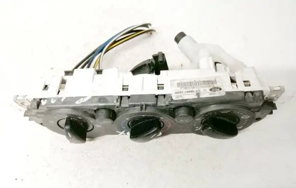 Ford Focus Climate control unit 3M5T19980AD 3M5T-19980-AD