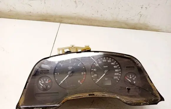 Opel Zafira A Speedometer (instrument cluster) 09228757