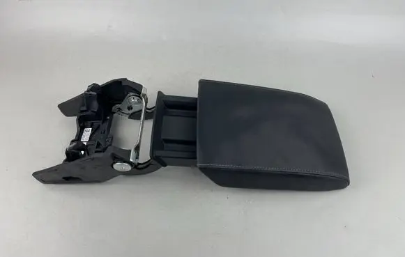 Volkswagen Golf VIII Armrest 5H0864207C
