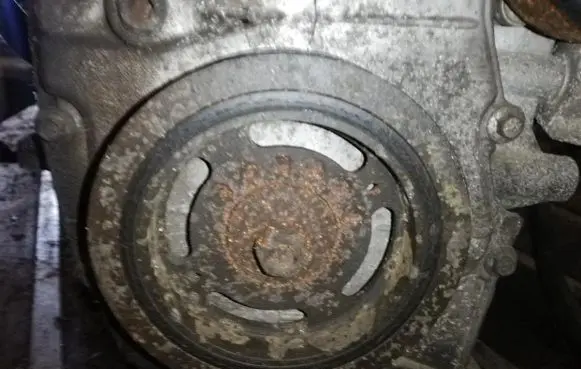 Nissan Qashqai Crankshaft pulley