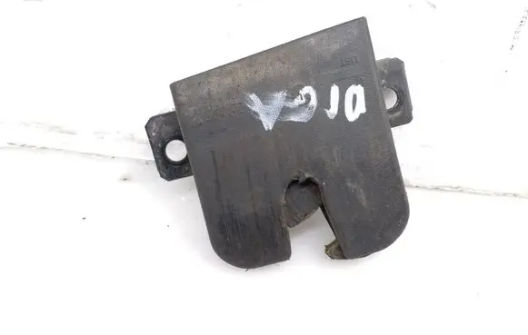 Loading door lock