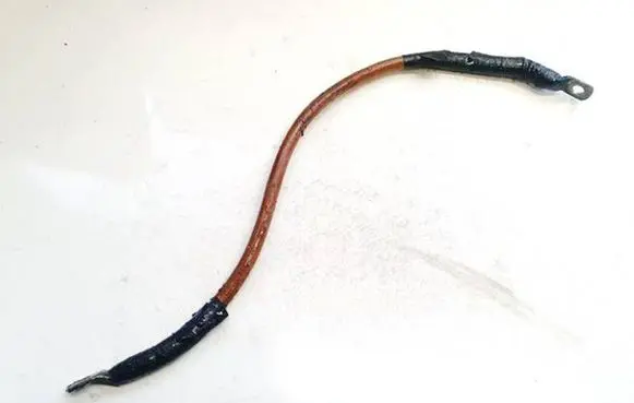 Opel Vectra C Positive cable (battery)
