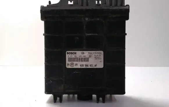 Volkswagen Golf III Engine control unit/module 0281001308309 028906021AF