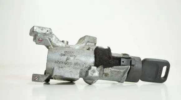 Audi A4 S4 B5 8D Ignition lock 4D0905851A