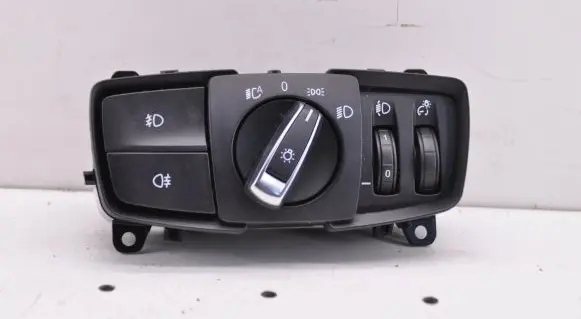 BMW 1 F20 F21 Light switch 5496489