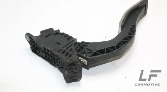Audi A5 Accelerator throttle pedal 8W1723523A