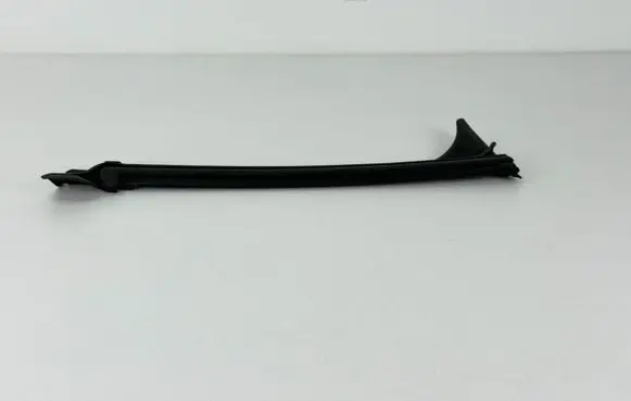 BMW 2 G42 Rear side glass trim 51767482809 7482809 M05LH