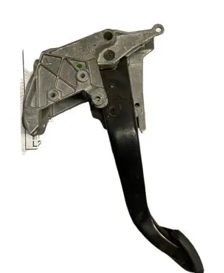 BMW 3 E90 E91 Brake pedal 6751975