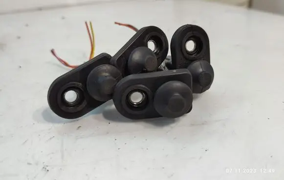 Hyundai Santa Fe Rear door sensor 