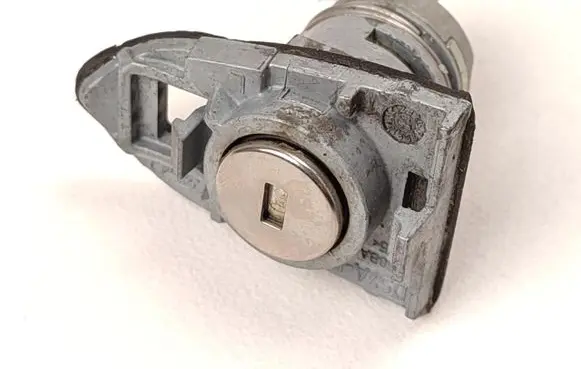 Ford Galaxy Front door lock (next to the handle) DS7AF21991