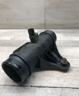Intercooler hose/pipe