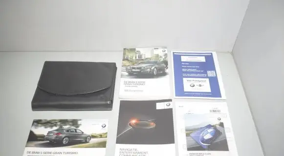 BMW 5 GT F07 Owners service history hand book 2954587 2929975 2929631