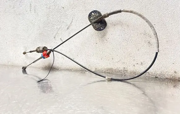 Ford Mondeo Mk III Gear shift cable linkage 