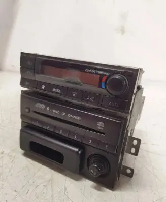 Nissan X-Trail T30 Climate control unit 3N28234700