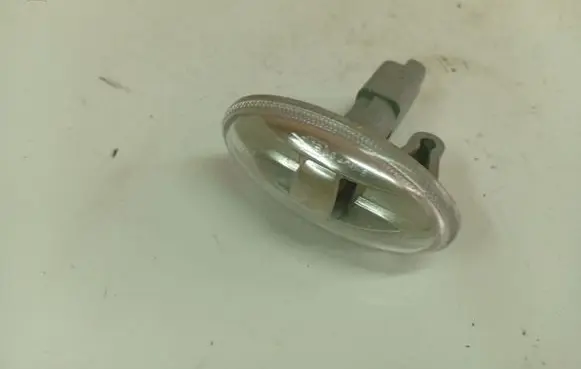 Citroen Berlingo Front fender indicator light