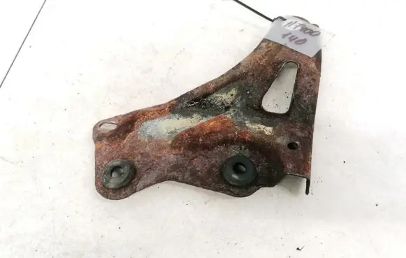Mazda 6 Engine mounting bracket