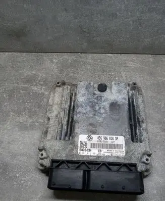 Volkswagen Golf V Engine control unit/module 03G906016DF 0281011901