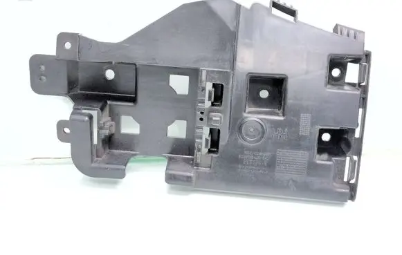 Volvo V60 Rear bumper mounting bracket 31352285