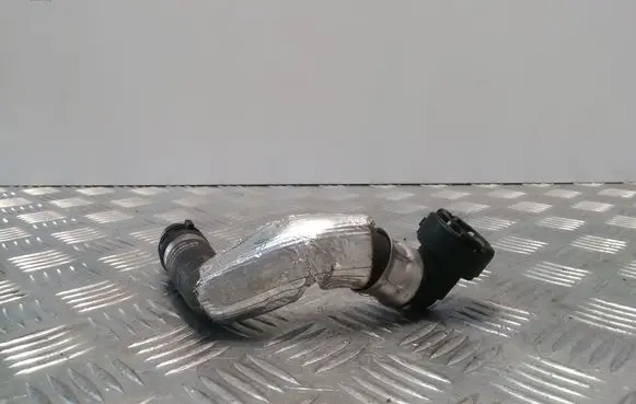 Ford Mondeo MK V Engine coolant pipe/hose DG9318K580ED