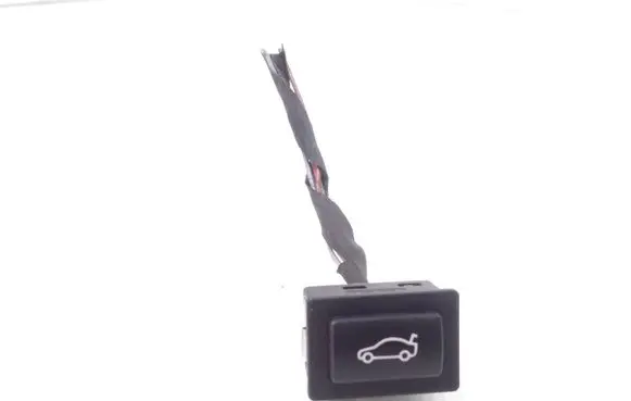 BMW 5 E60 E61 Tailgate opening switch 6921846
