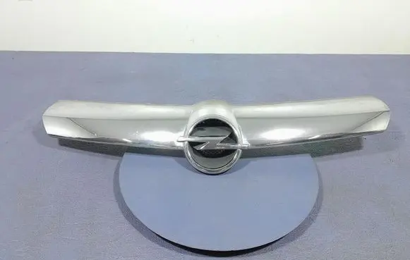 Opel Corsa D Front grill 13223226