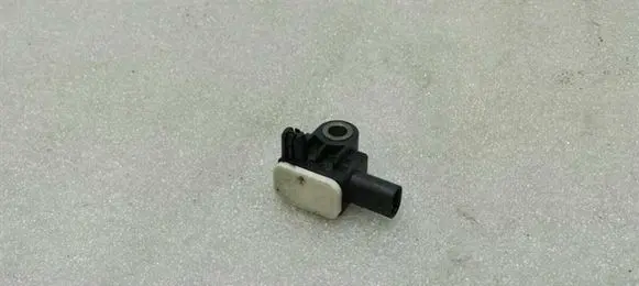 Mercedes-Benz Vito Viano W447 Airbag deployment crash/impact sensor A4479050013