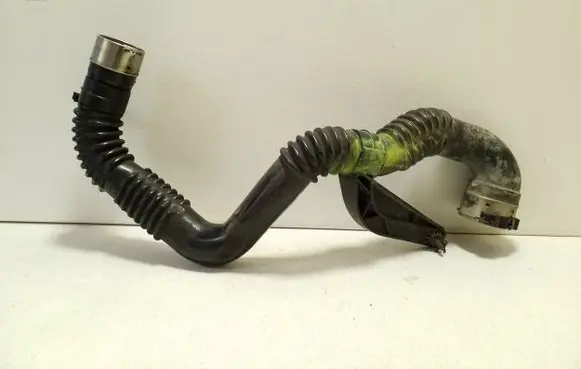 Nissan X-Trail T32 Intercooler hose/pipe