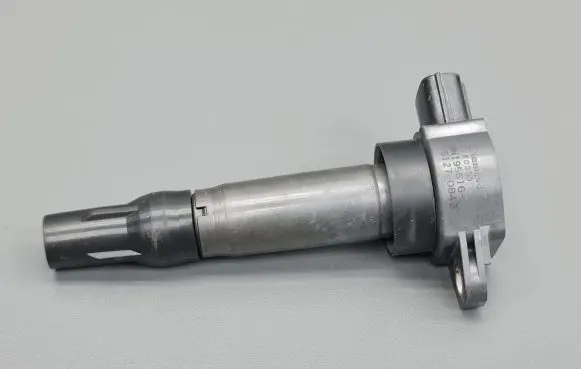 Mitsubishi Colt High voltage ignition coil FK0330 MN195616