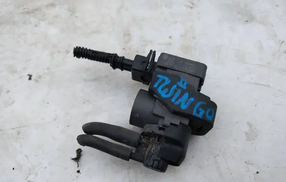 Renault Twingo II Turbo solenoid valve 149566215R